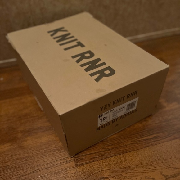 Yeezy Foam Runner MX Cream Clay, size 10.5 - Picture 5 of 13